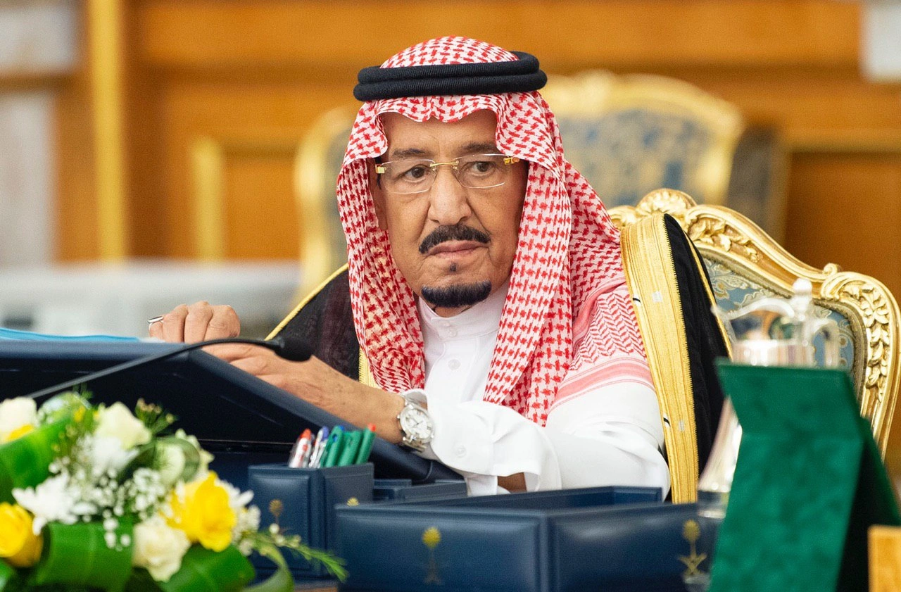 سيدي خادم الحرمين الشريفين يرأس جلسة مجلس الوزراء اليوم في جدة - صورة 1