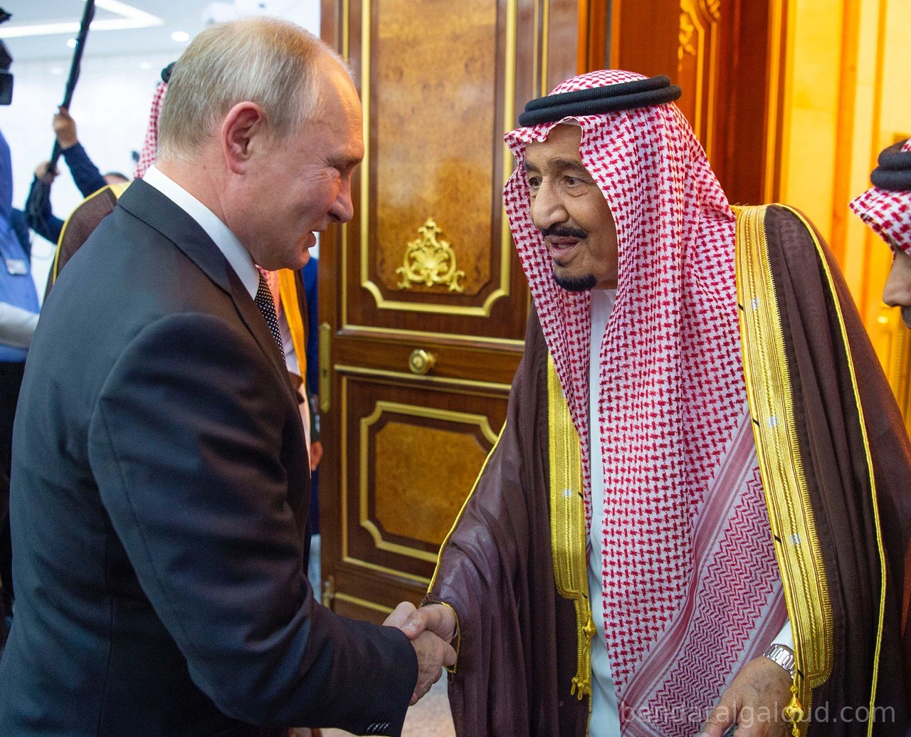 سيدي خادم الحرمين الشريفين وفخامة الرئيس الروسي في قصر اليمامة - صورة 1