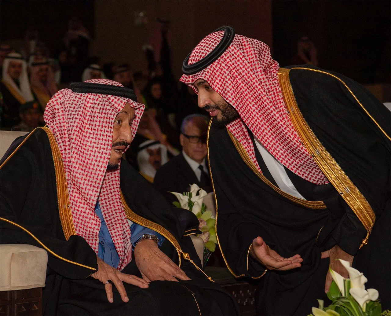 سيدي خادم الحرمين الشريفين يرعى وضع حجر الأساس لمشروع بوابة الدرعية - صورة 1