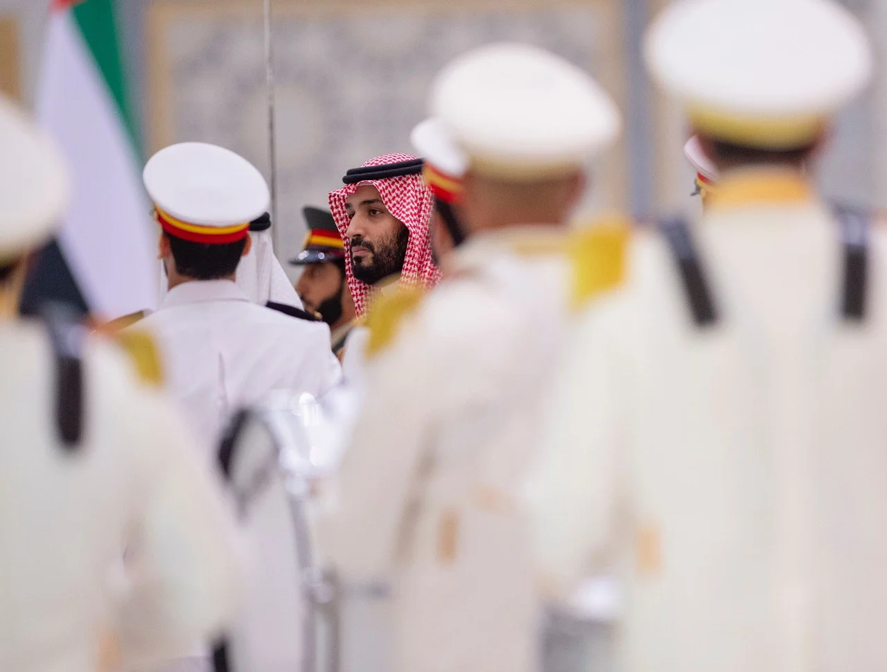 سمو سيدي ولي العهد يصل أبوظبي في زيارة رسمية إلى الإمارات - صورة 1