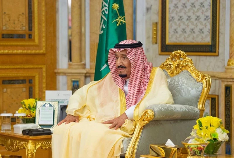 سمو وزير الطاقة الأمير عبدالعزيز بن سلمان يؤدي القسم أمام سيدي - صورة 3