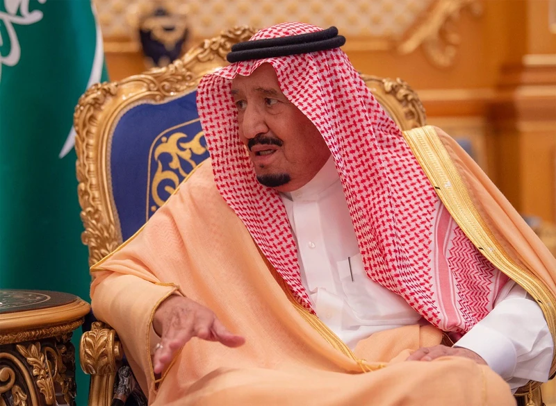 سيدي خادم الحرمين الشريفين يصل إلى الرياض قادماً من جدة - صورة 2