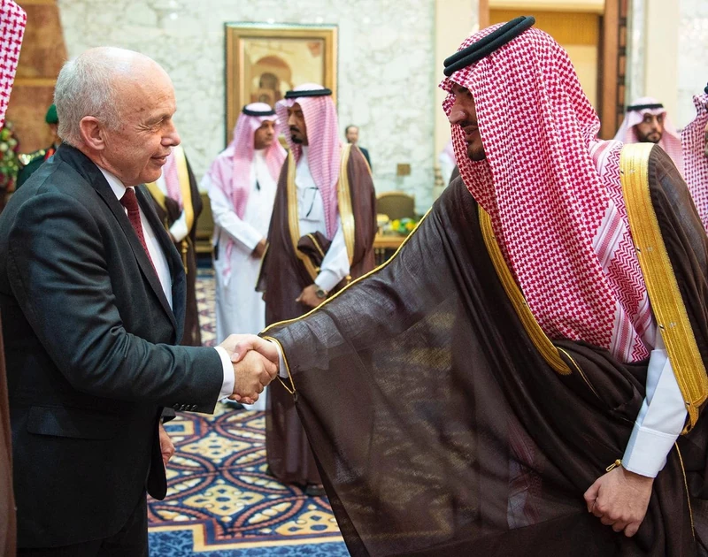 سيدي خادم الحرمين الشريفين يستقبل رئيس الاتحاد السويسري - صورة 5
