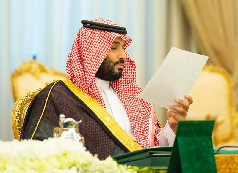سيدي خادم الحرمين الشريفين يرأس جلسة مجلس الوزراء - صورة 2