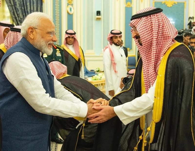 سيدي خادم الحرمين الشريفين يستقبل دولة رئيس وزراء جمهورية الهند - صورة 5