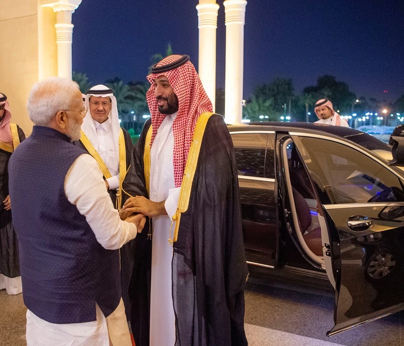 سمو سيدي ولي العهد يجتمع مع رئيس وزراء الهند - صورة 4