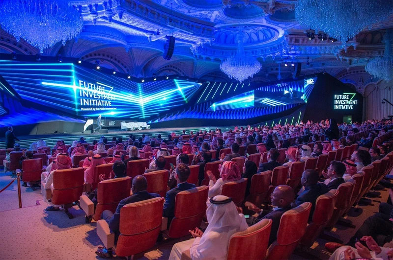 سمو سيدي ولي العهد يشهد أعمال الدورة الثالثة لمبادرة مستقبل الاستثمار 2019 - صورة 3