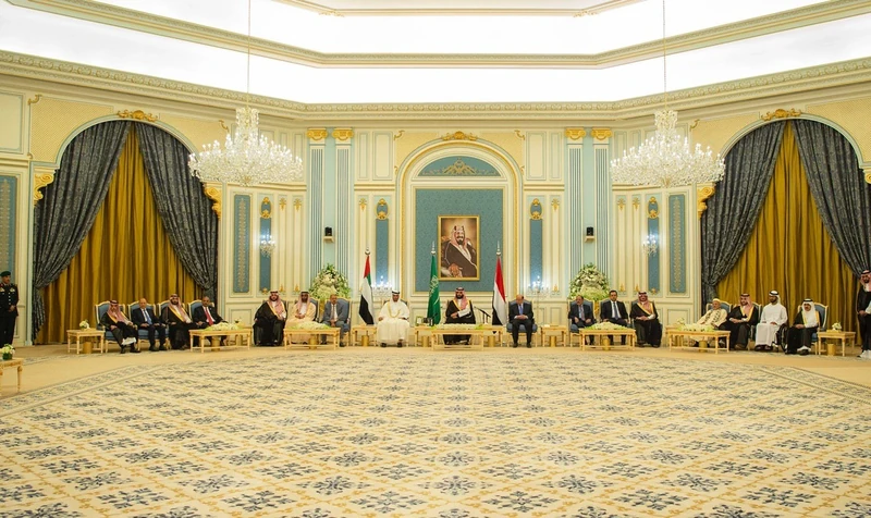 سمو سيدي ولي العهد يرعى التوقيع على وثيقة اتفاق الرياض - صورة 4