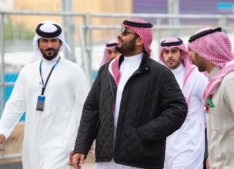سمو سيدي ولي العهد يشهد انطلاقة بطولة فورمولا إي بالدرعية - صورة 15