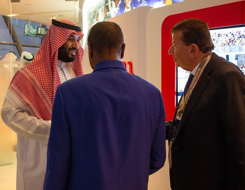 سمو سيدي ولي العهد والشيخ محمد بن راشد والشيخ محمد بن زايد يشهدون ختام فورمولا 1 - صورة 6