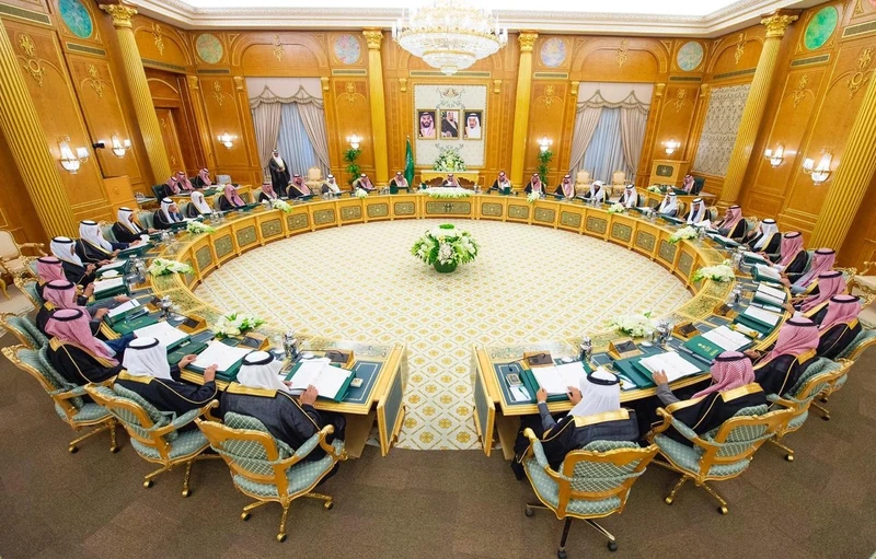 سيدي خادم الحرمين الشريفين يرأس جلسة إقرار ميزانية 2020 - صورة 9