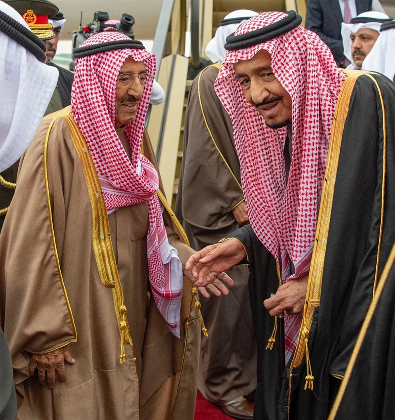 سيدي خادم الحرمين الشريفين يستقبل قادة دول مجلس التعاون - صورة 10