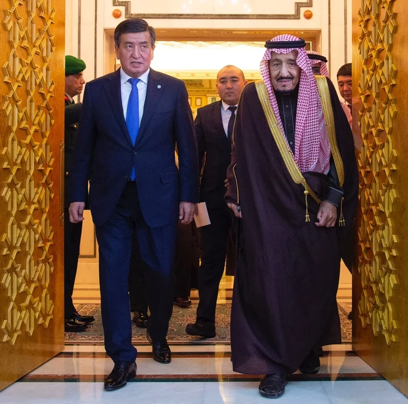 سيدي خادم الحرمين الشريفين يستقبل رئيس جمهورية قرغيزستان - صورة 20
