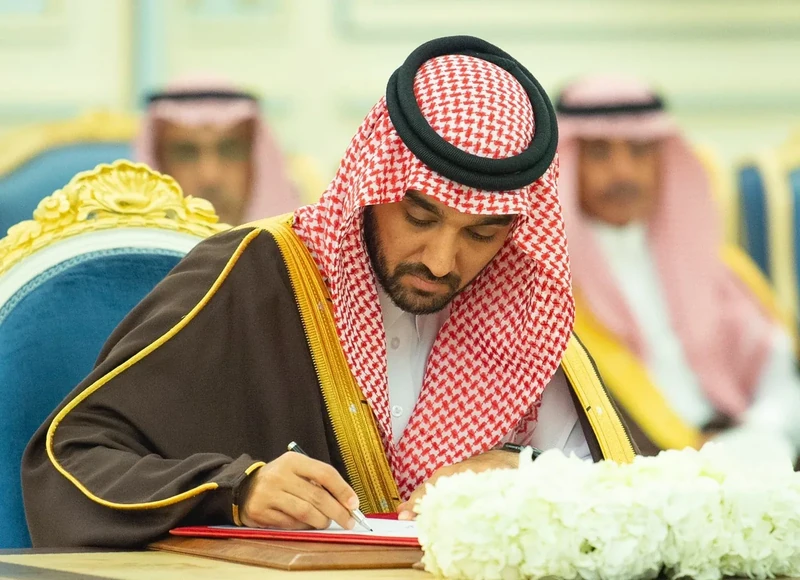 سيدي خادم الحرمين الشريفين يستقبل رئيس جمهورية قرغيزستان - صورة 28