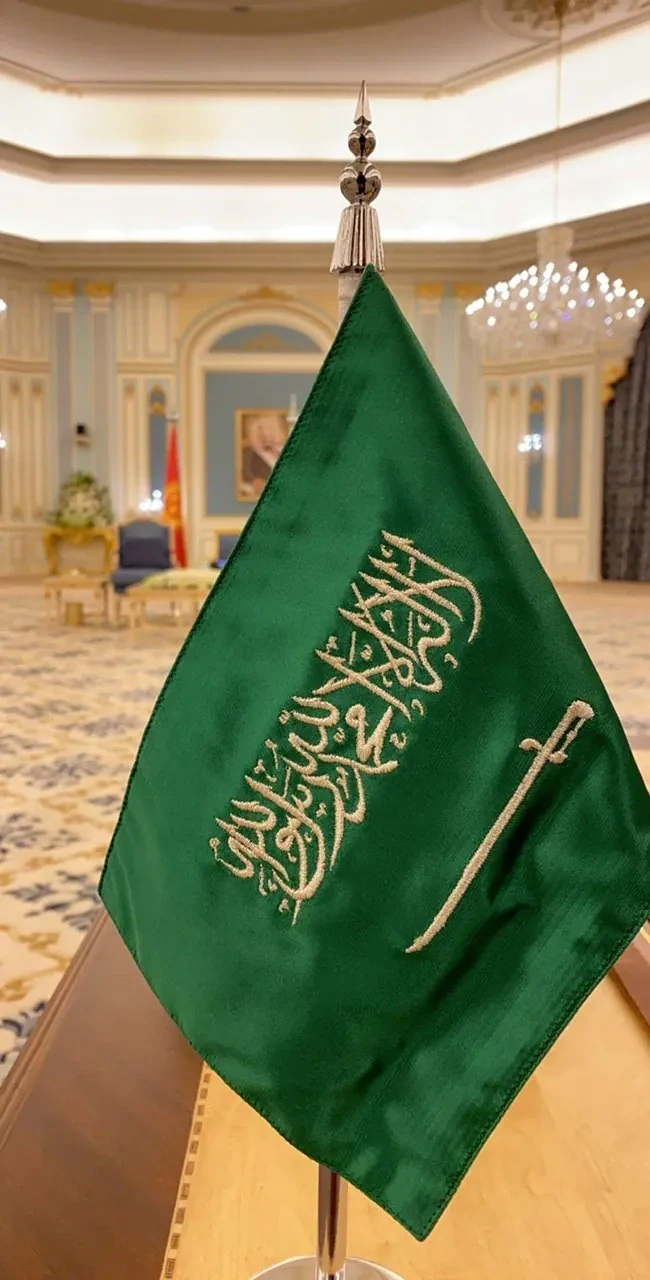 سيدي خادم الحرمين الشريفين يستقبل رئيس جمهورية قرغيزستان - صورة 30