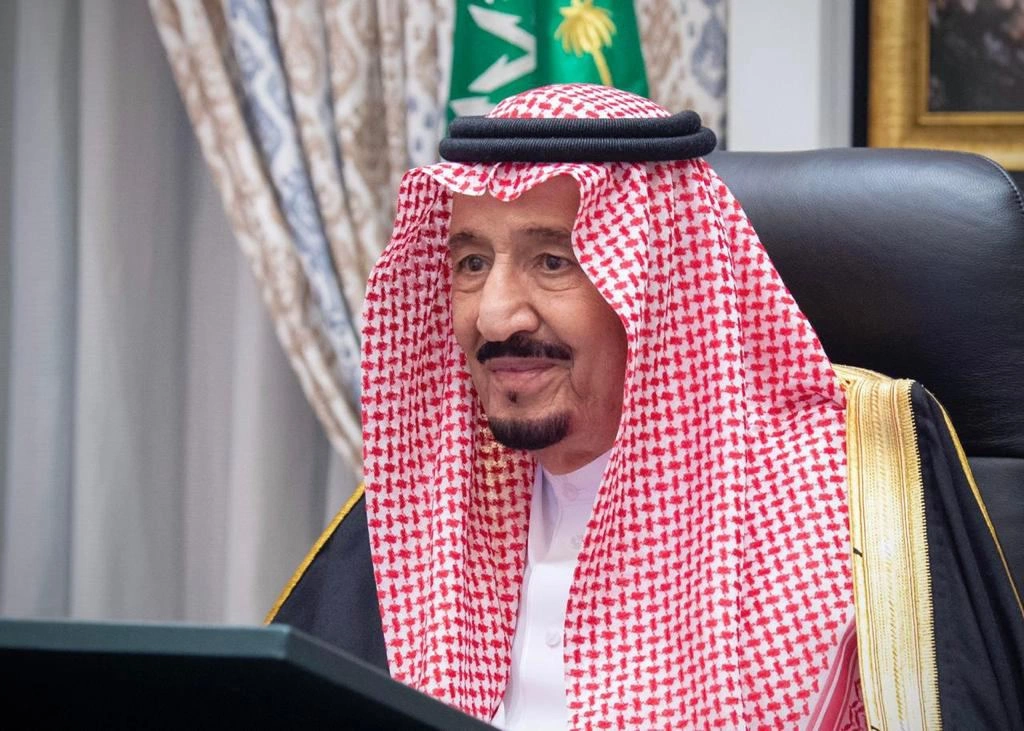 سيدي خادم الحرمين الشريفين يرأس جلسة مجلس الوزراء عبر الاتصال المرئي - صورة 1