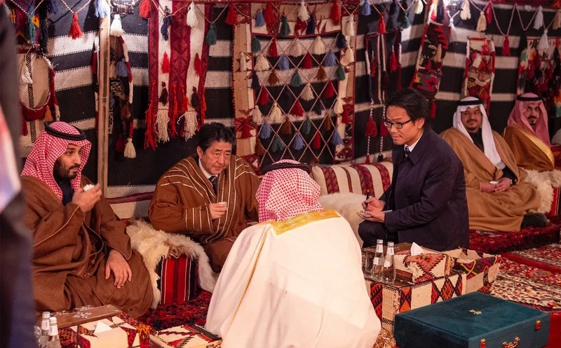 سمو سيدي ولي العهد يلتقي رئيس وزراء اليابان - صورة 17