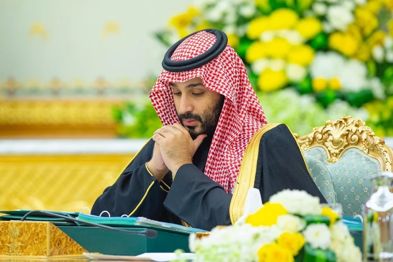 سيدي خادم الحرمين الشريفين يرأس جلسة مجلس الوزراء - صورة 2