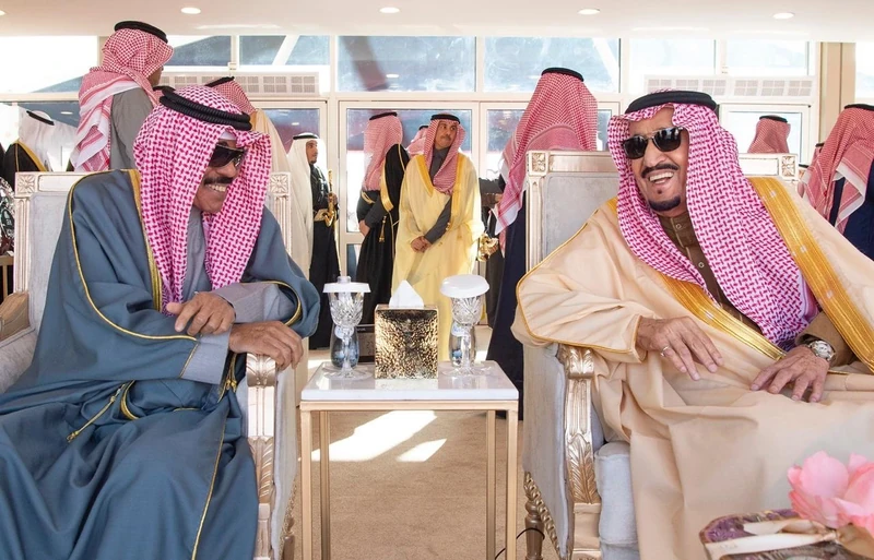 سيدي خادم الحرمين الشريفين يرعى الحفل الختامي لمهرجان الملك عبدالعزيز للإبل - صورة 9