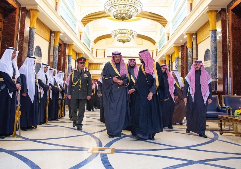 سيدي خادم الحرمين الشريفين يستقبل سمو رئيس مجلس الوزراء الكويتي - صورة 11