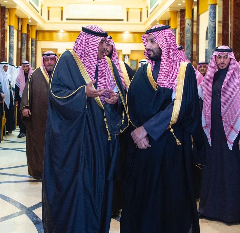 سيدي خادم الحرمين الشريفين يستقبل سمو رئيس مجلس الوزراء الكويتي - صورة 12