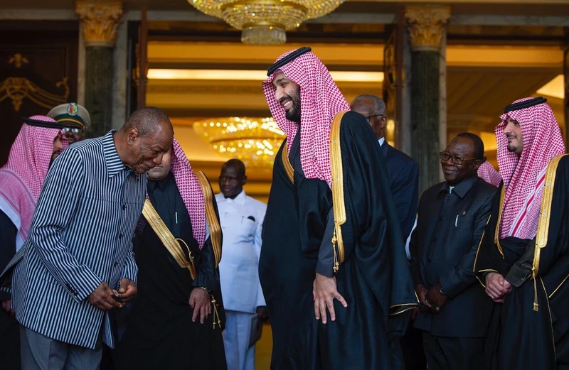 سمو سيدي ولي العهد يجتمع مع رئيس جمهورية غينيا كوناكري - صورة 3