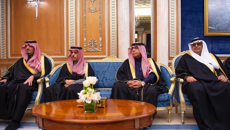 سمو سيدي ولي العهد يجتمع مع رئيس جمهورية غينيا كوناكري - صورة 5
