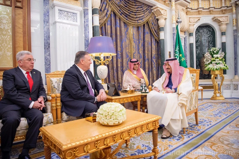 سيدي خادم الحرمين الشريفين يستقبل وزير الخارجية الأمريكي - صورة 2