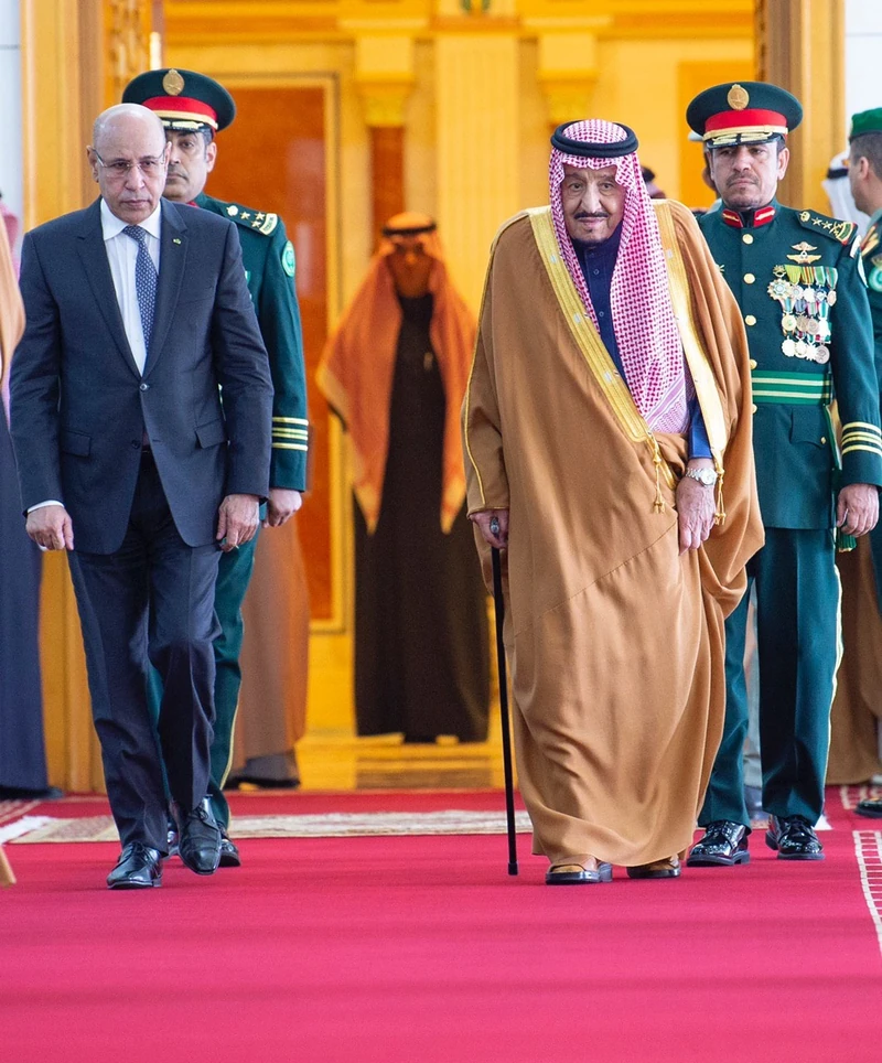 سيدي خادم الحرمين الشريفين يستقبل رئيس الجمهورية الإسلامية الموريتانية ويقيم مأدبة غداء تكريماً له - صورة 9