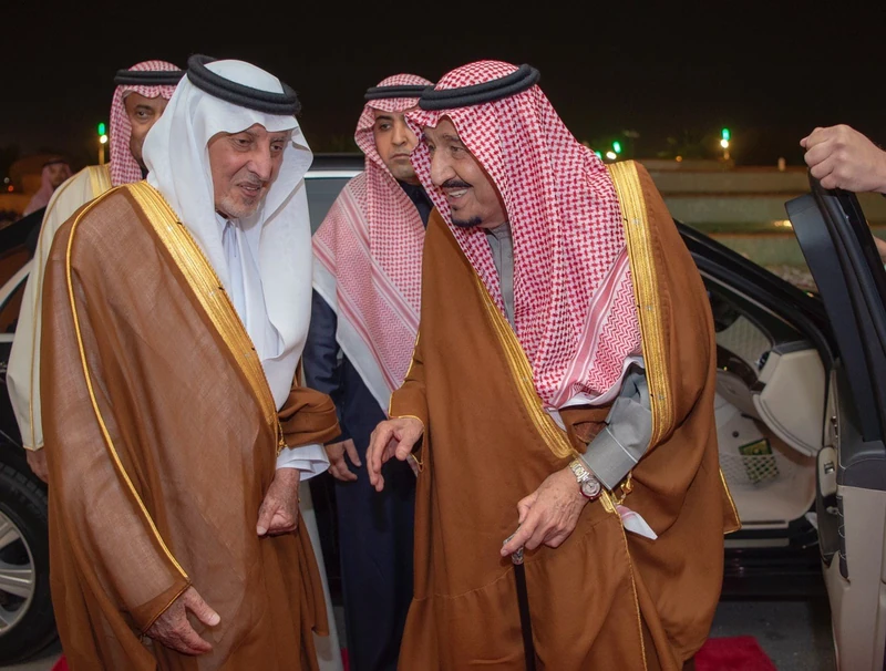 خادم الحرمين الشريفين يرعى حفل سباق كأس السعودية - صورة 5