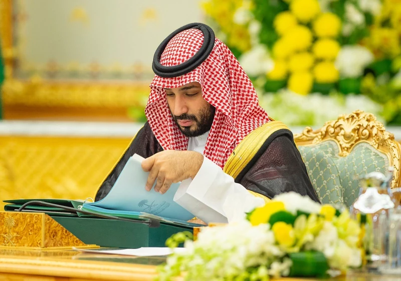 سيدي خادم الحرمين الشريفين يرأس جلسة مجلس الوزراء في الرياض - صورة 5