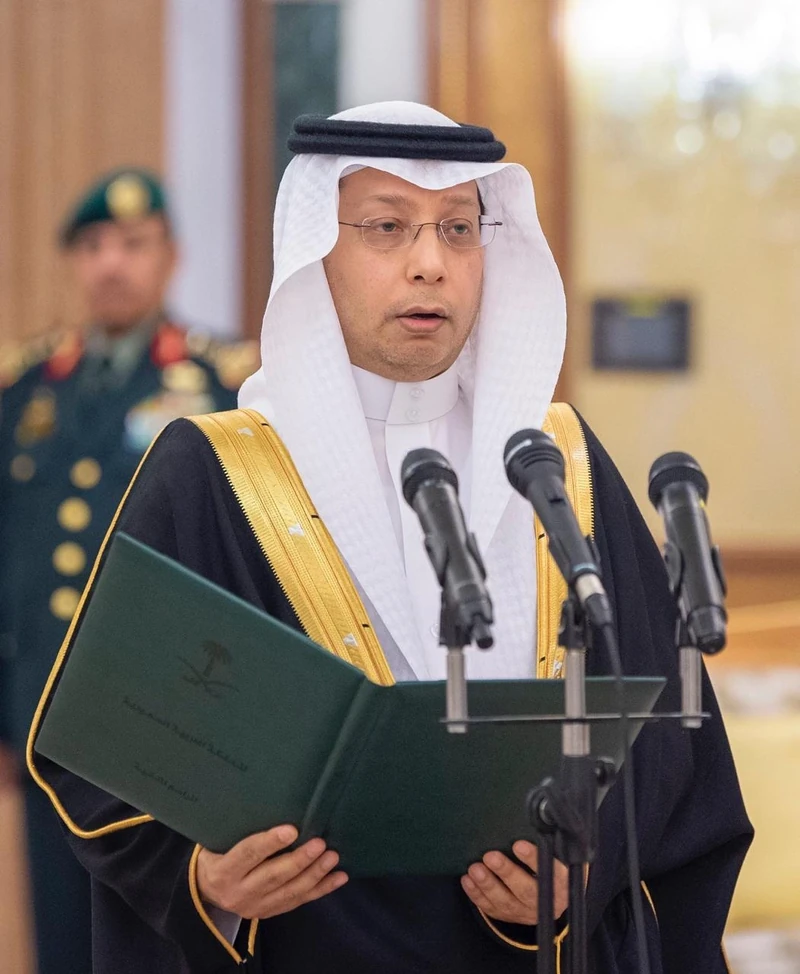 السفيران المعينان لدى أوكرانيا والأوروغواي يؤديان القسم أمام سيدي خادم الحرمين الشريفين - صورة 3