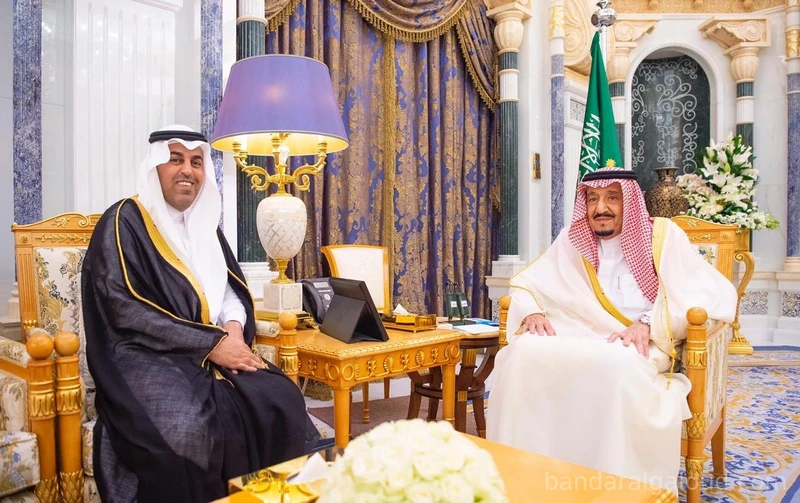سيدي خادم الحرمين الشريفين يستقبل رئيس البرلمان العربي - صورة 3