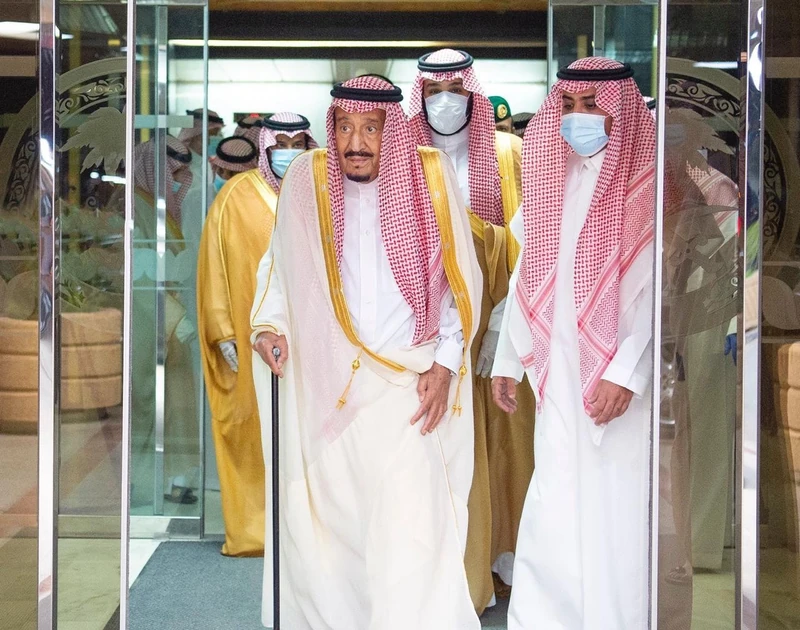 سيدي خادم الحرمين الشريفين يغادر المستشفى - صورة 4