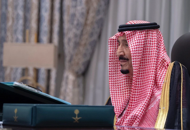 سيدي خادم الحرمين الشريفين يرأس جلسة مجلس الوزراء عبر الاتصال المرئي - صورة 5