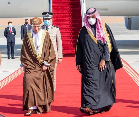 سمو سيدي ولي العهد يستقبل قادة ورؤساء وفود دول مجلس التعاون