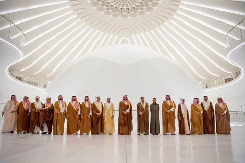 سمو سيدي ولي العهد يزور الجناح الإماراتي في معرض إكسبو 2020 دبي