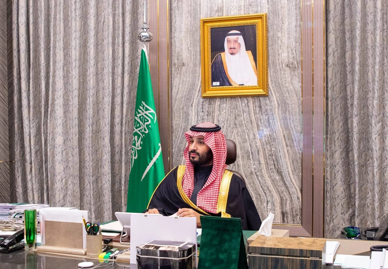 سيدي خادم الحرمين الشريفين يرأس جلسة مجلس الوزراء عبر الاتصال المرئي - صورة 1