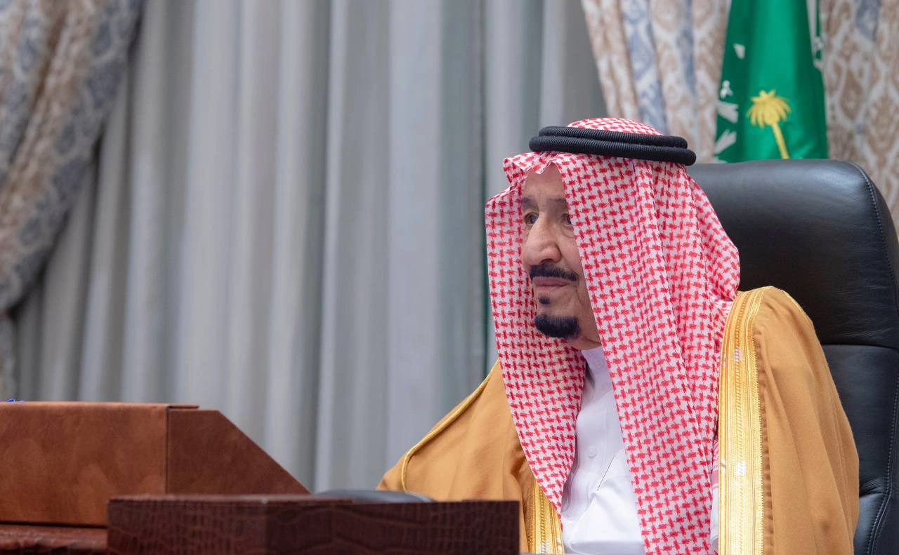 سفراء دول شقيقة وصديقة يقدمون أوراق اعتمادهم أمام سيدي خادم الحرمين الشريفين - صورة 1