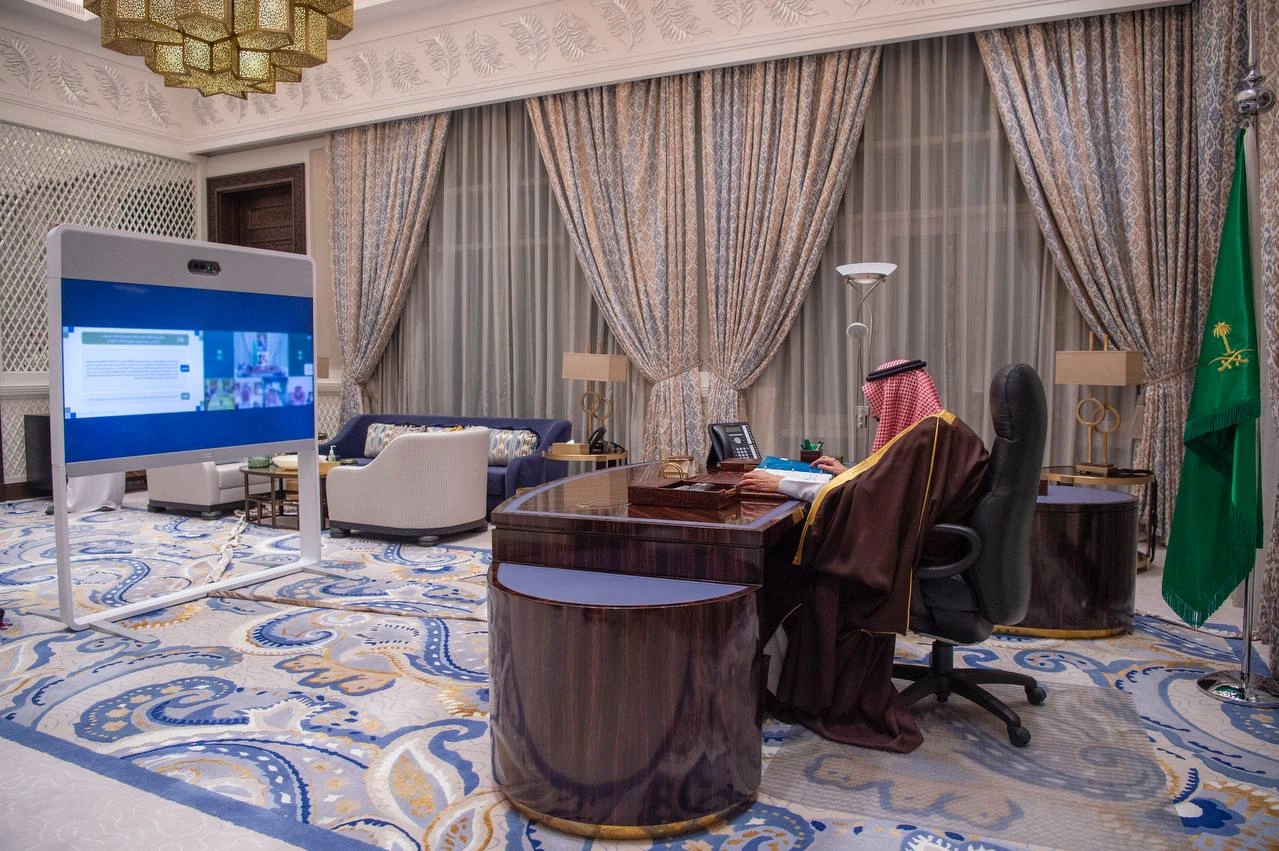 سيدي خادم الحرمين الشريفين يرأس اجتماع مجلس إدارة دارة الملك عبدالعزيز - صورة 1