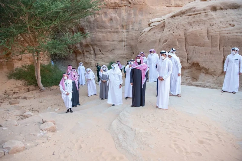 سمو سيدي ولي العهد يصحب سمو أمير دولة قطر جولة على المواقع الأثرية في العلا - صورة 5
