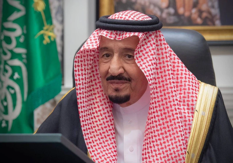 سيدي خادم الحرمين الشريفين يرأس جلسة مجلس الوزراء عبر الاتصال المرئي - صورة 3