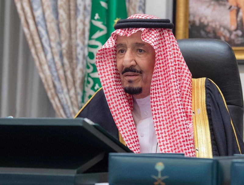 سيدي خادم الحرمين الشريفين يرأس جلسة مجلس الوزراء عبر الاتصال المرئي - صورة 5