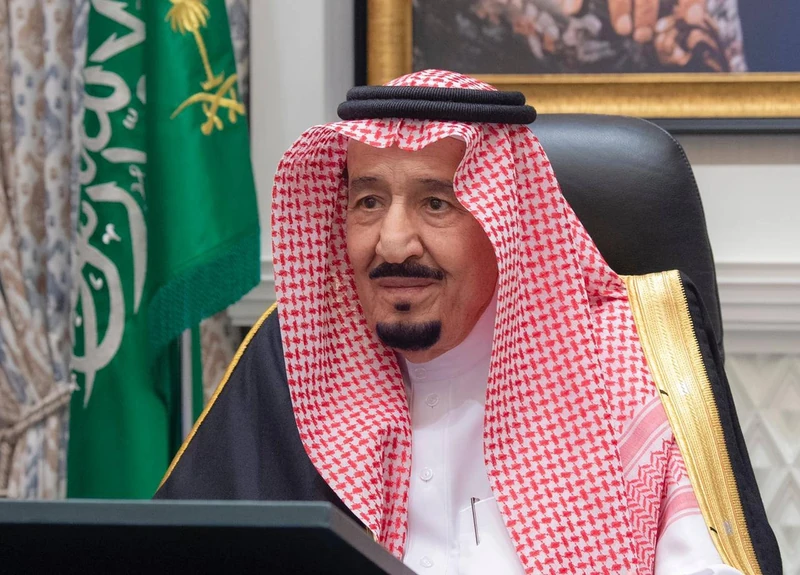 سيدي خادم الحرمين الشريفين يرأس جلسة مجلس الوزراء عبر الاتصال المرئي - صورة 2