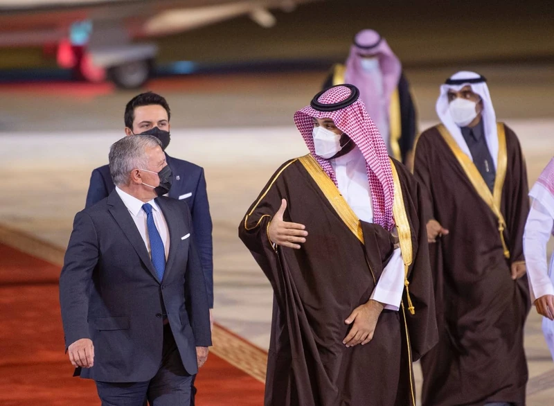 سمو سيدي ولي العهد يستقبل جلالة ملك الأردن - صورة 2