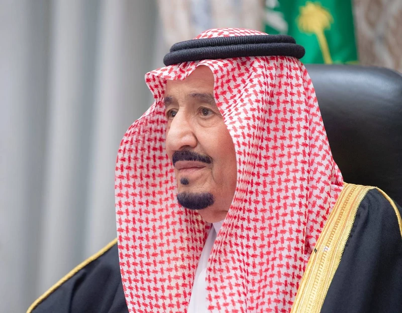 سيدي خادم الحرمين الشريفين يرأس جلسة مجلس الوزراء عبر الاتصال المرئي - صورة 4