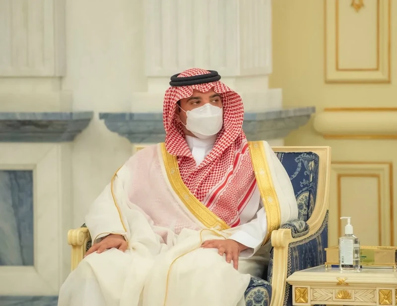 سمو سيدي ولي العهد يستقبل دولة رئيس وزراء باكستان في المملكة - صورة 12