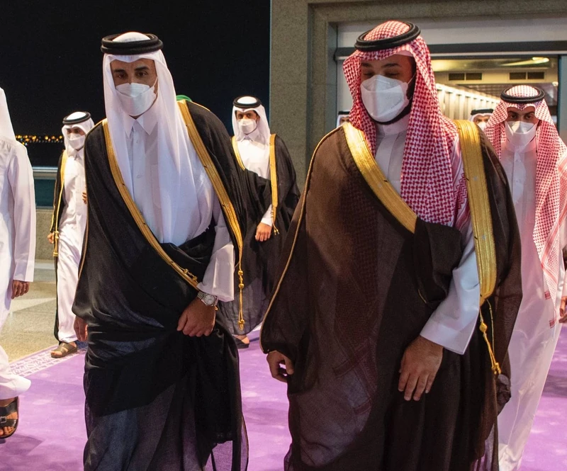 سمو سيدي ولي العهد يستقبل سمو أمير دولة قطر الشيخ تميم بن حمد - صورة 2