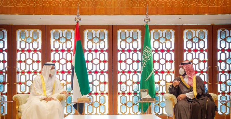 سمو سيدي ولي العهد وسمو ولي عهد أبوظبي يتبادلان التهنئة بقرب حلول عيد الأضحى المبارك - صورة 2