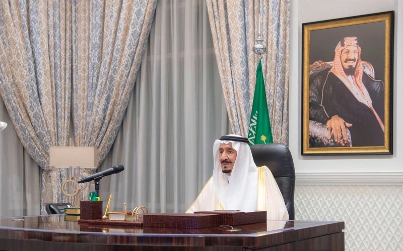 السفراء المعينون حديثاً لدى عدد من الدول يؤدون القسم أمام سيدي خادم الحرمين الشريفين - صورة 2